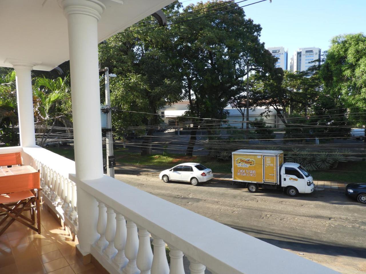 Hotel Casa Jardin Asuncion Exteriör bild